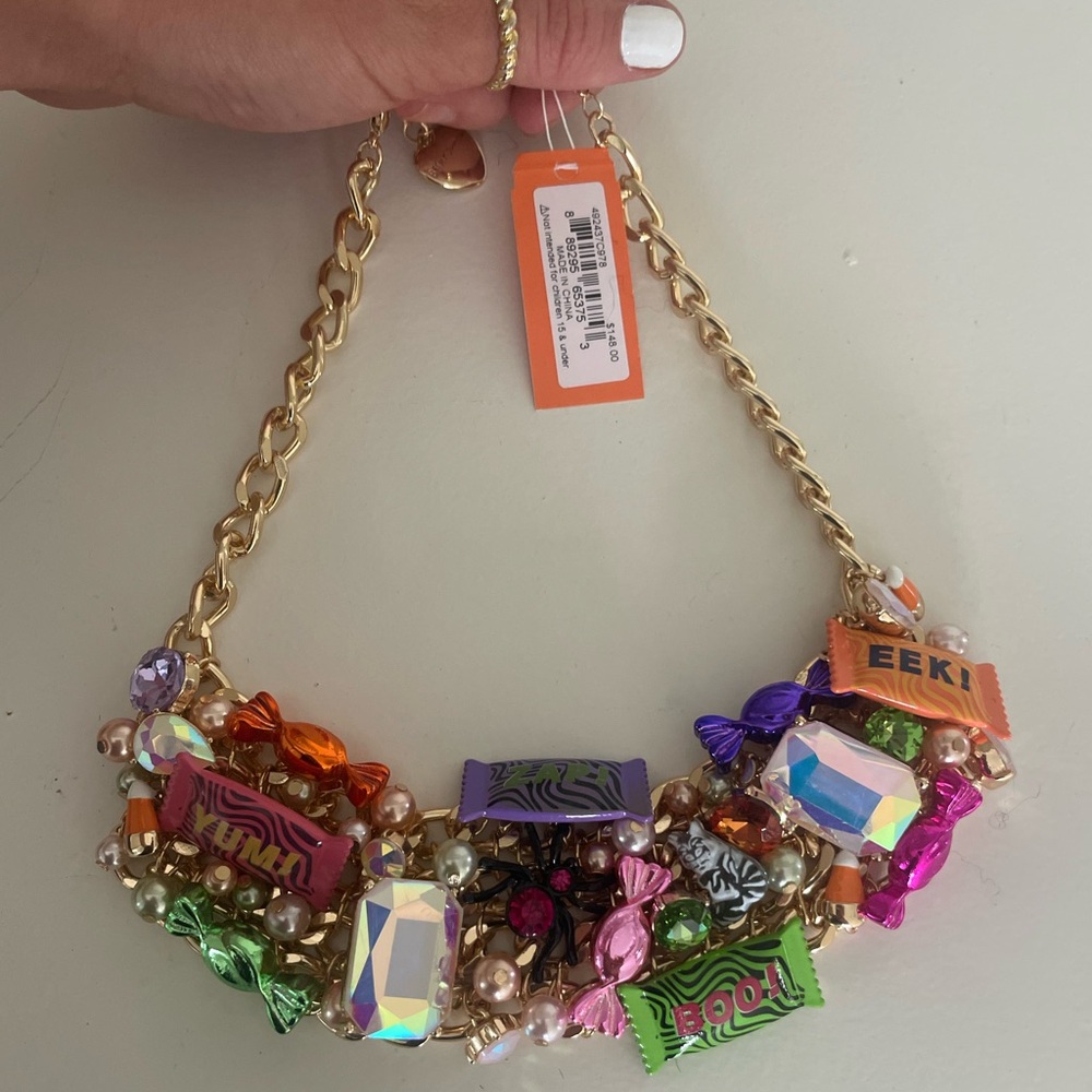 Betsey Johnson Halloween GHOUL FRIENDS CANDY STONE BIB Trendy Charm Necklace